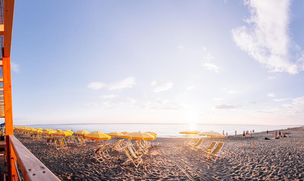 Camping Casa Di Caccia Marina Di Bibbona Luaran gambar